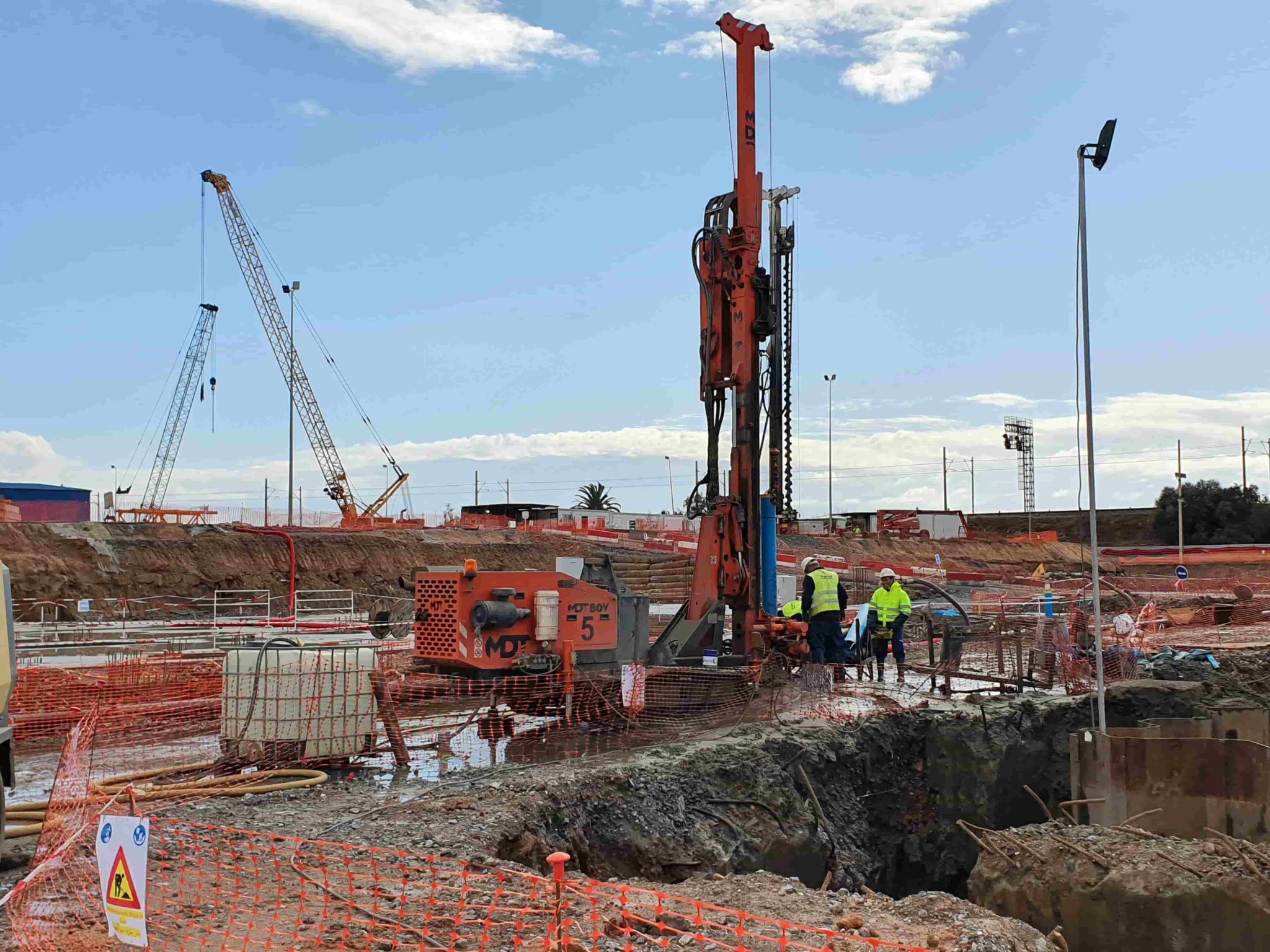 FERRER® participa en Marruecos en las obras de la Mohammed VI Tour, la