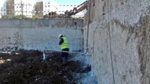Bombeo profundo de baja capacidad en edificio de viviendas en Estepona