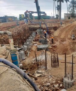 Obras de ampliación del hotel Hipotels Mediterráneo Club en Sa Coma (Mallorca).