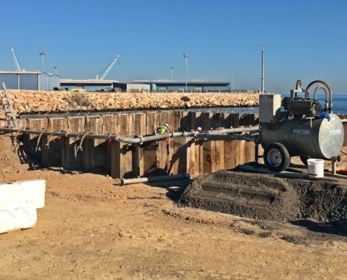 Construcción del nuevo acceso sur al Puerto de Gandía desde la carretera N-332. Viaducto sobre el río Serpis.