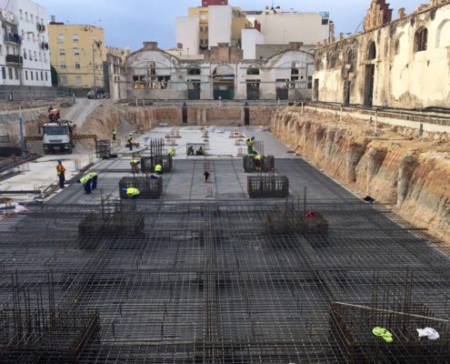 Edificio comercial para supermercado en Melilla