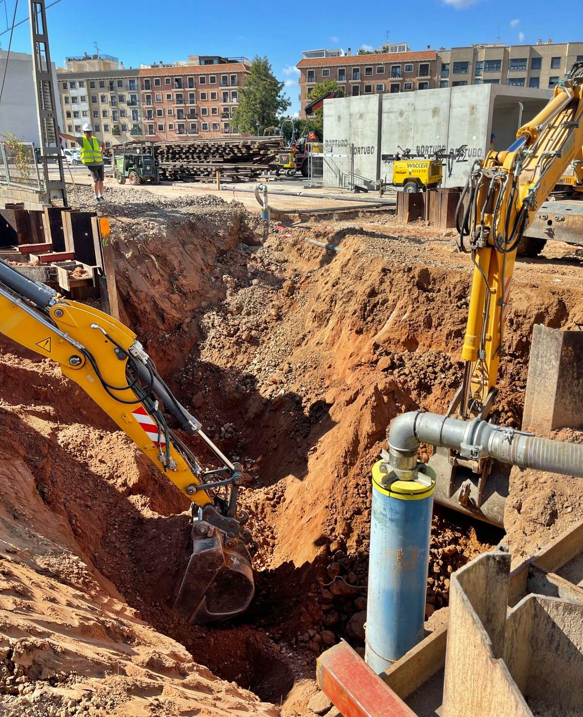 Dewatering en las obras de un paso peatonal en la estación de tren de Meliana