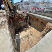 Instalación de un separador de hidrocarburos con un Dewatering con Sump